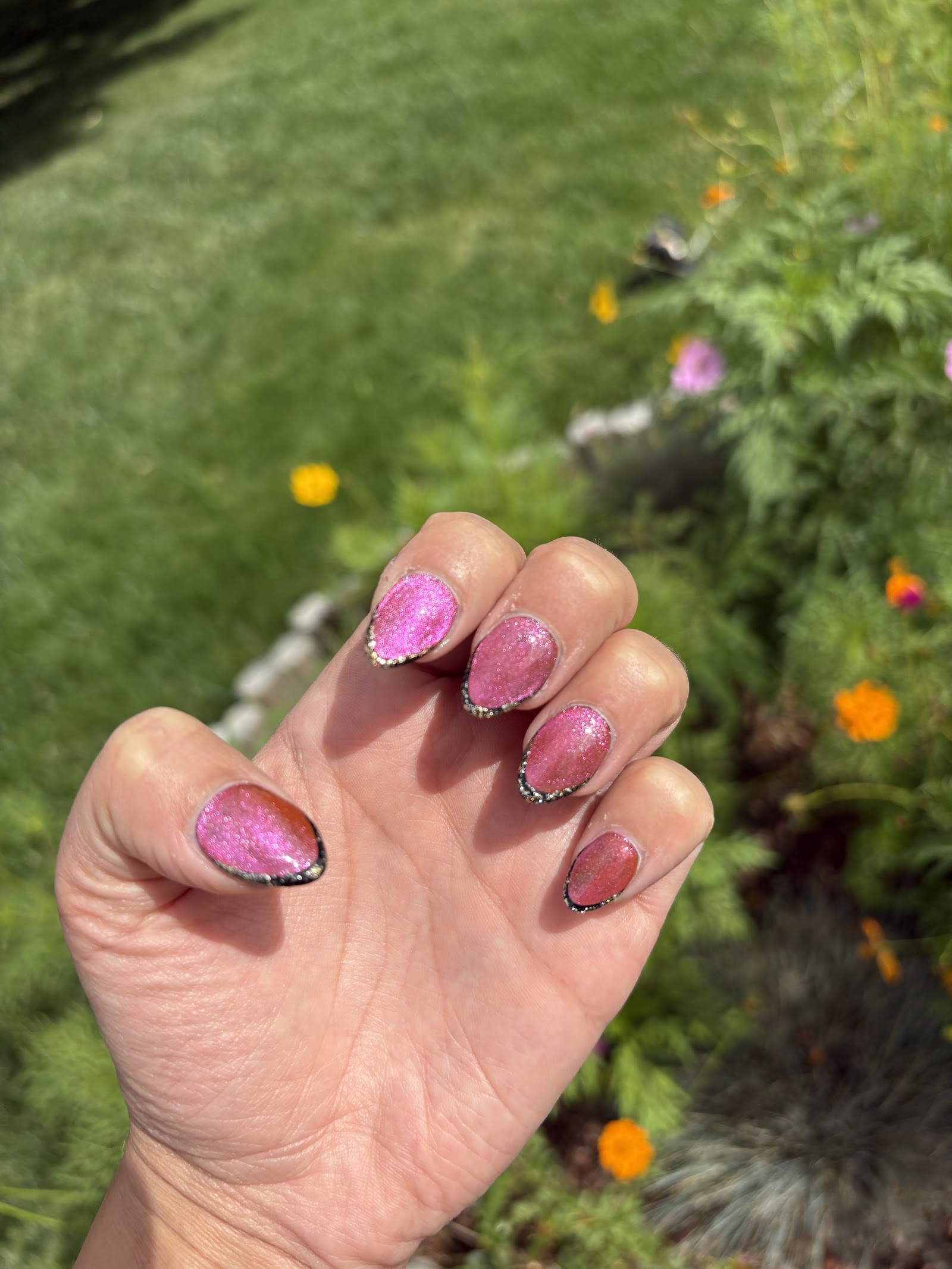 G Nail Lounge nail photo 1